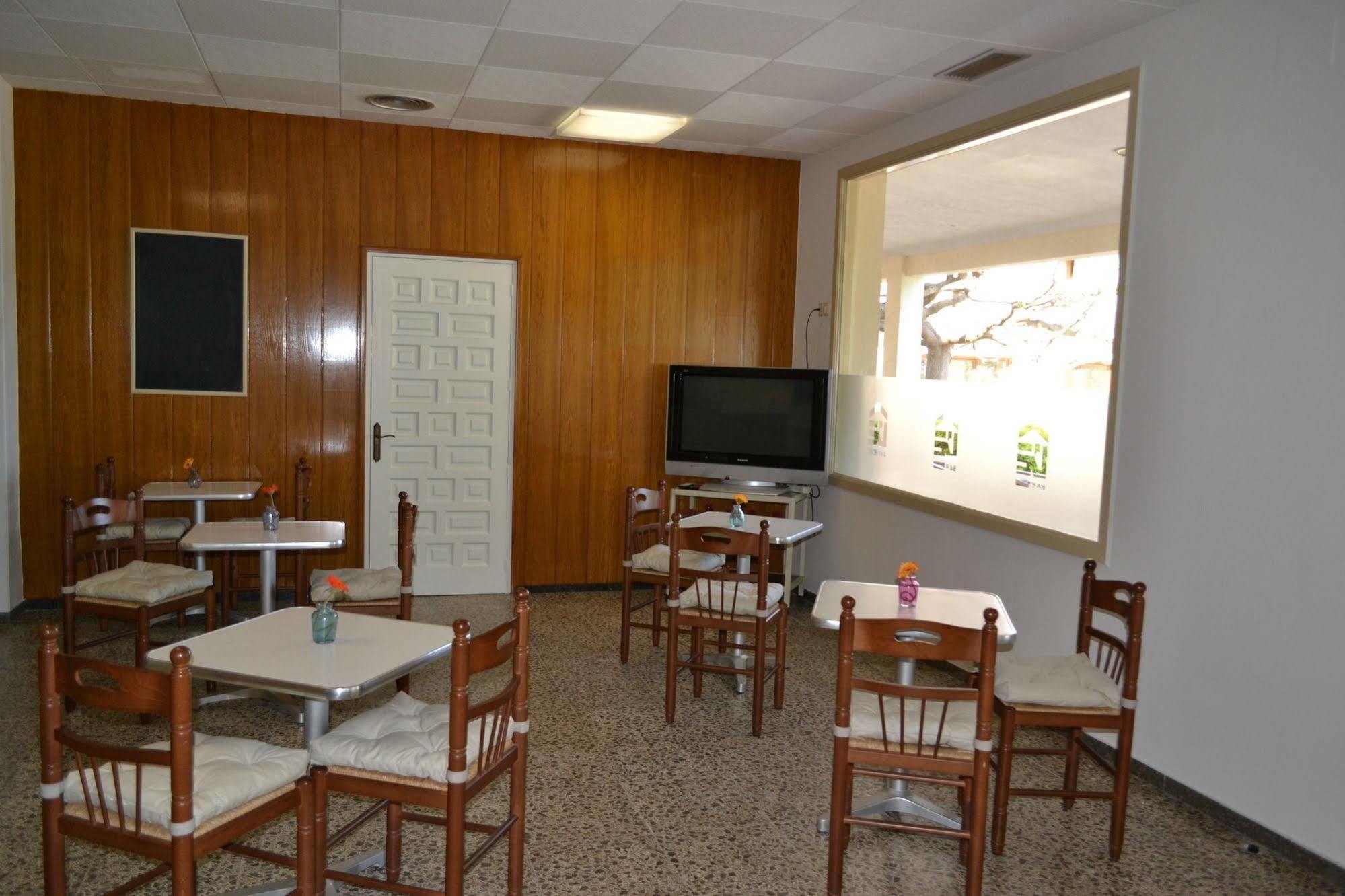 Hostal L'Esplai Viladamat Ngoại thất bức ảnh